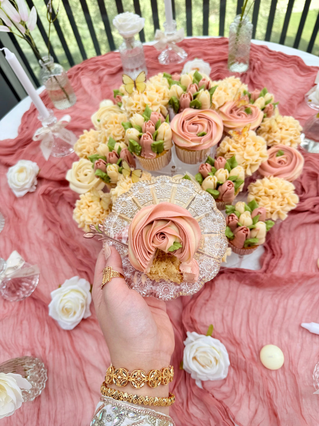 Tan Bouquet